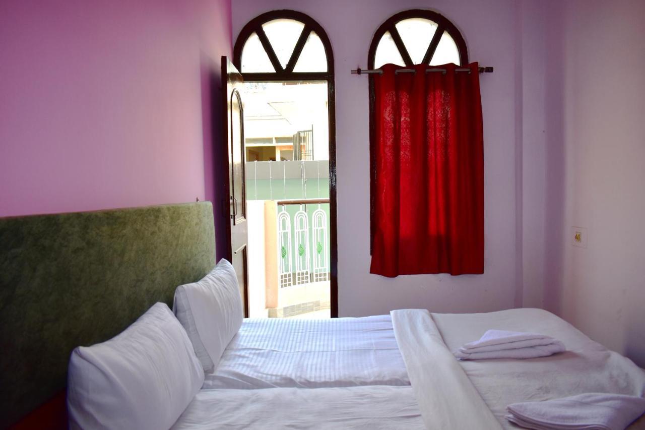 Sandhya Guest House Varanasi Near Ganga River Kültér fotó