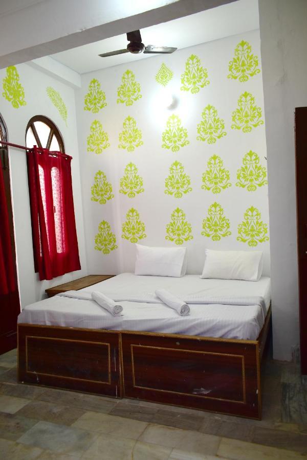Sandhya Guest House Varanasi Near Ganga River Kültér fotó