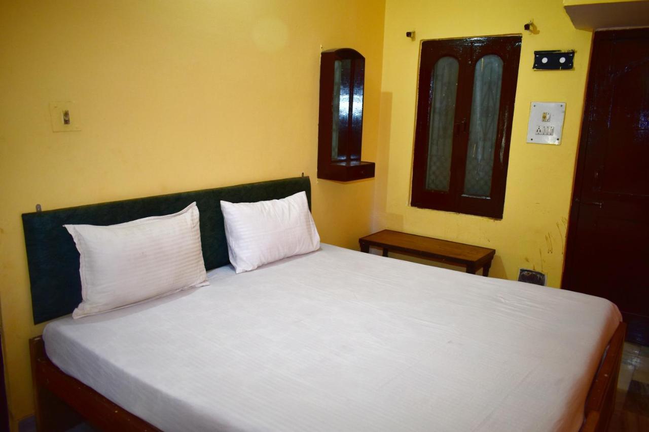 Sandhya Guest House Varanasi Near Ganga River Kültér fotó