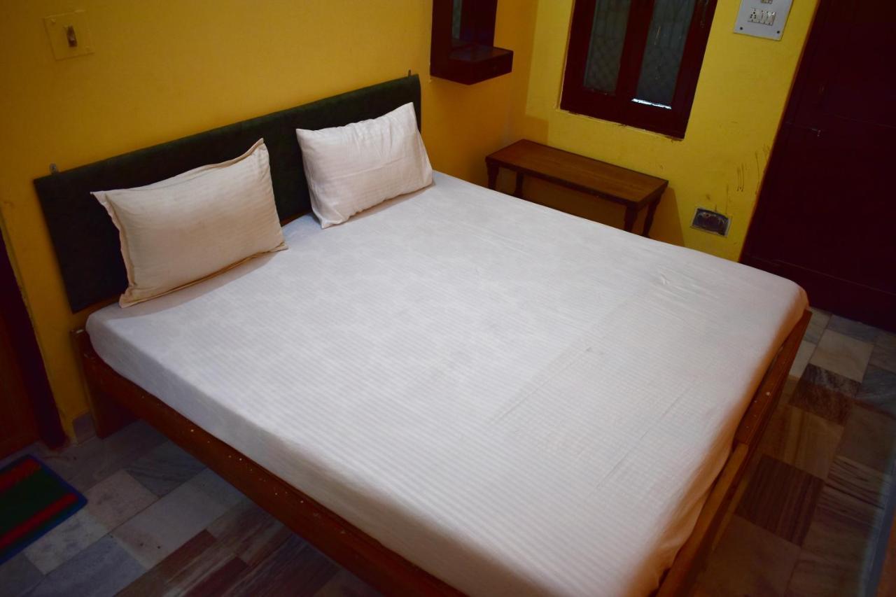 Sandhya Guest House Varanasi Near Ganga River Kültér fotó