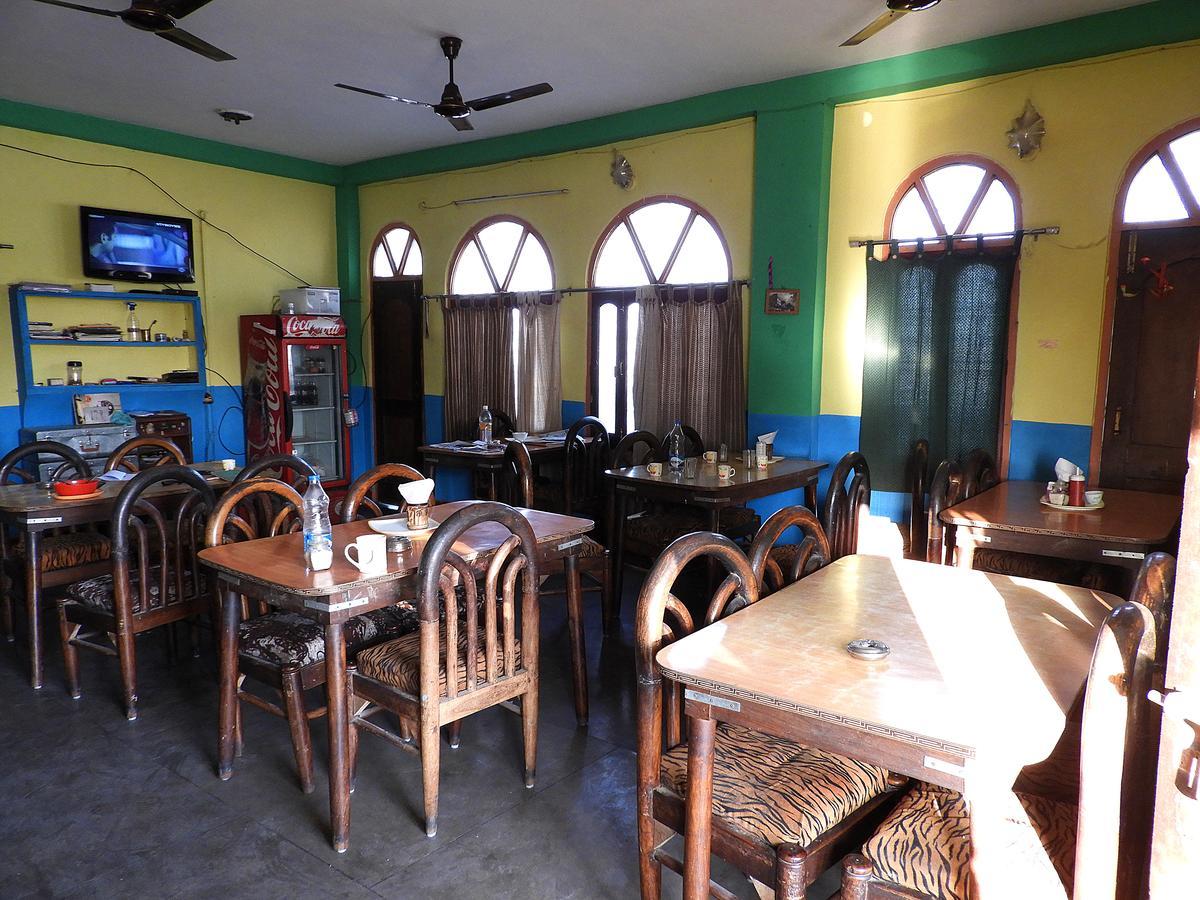 Sandhya Guest House Varanasi Near Ganga River Kültér fotó