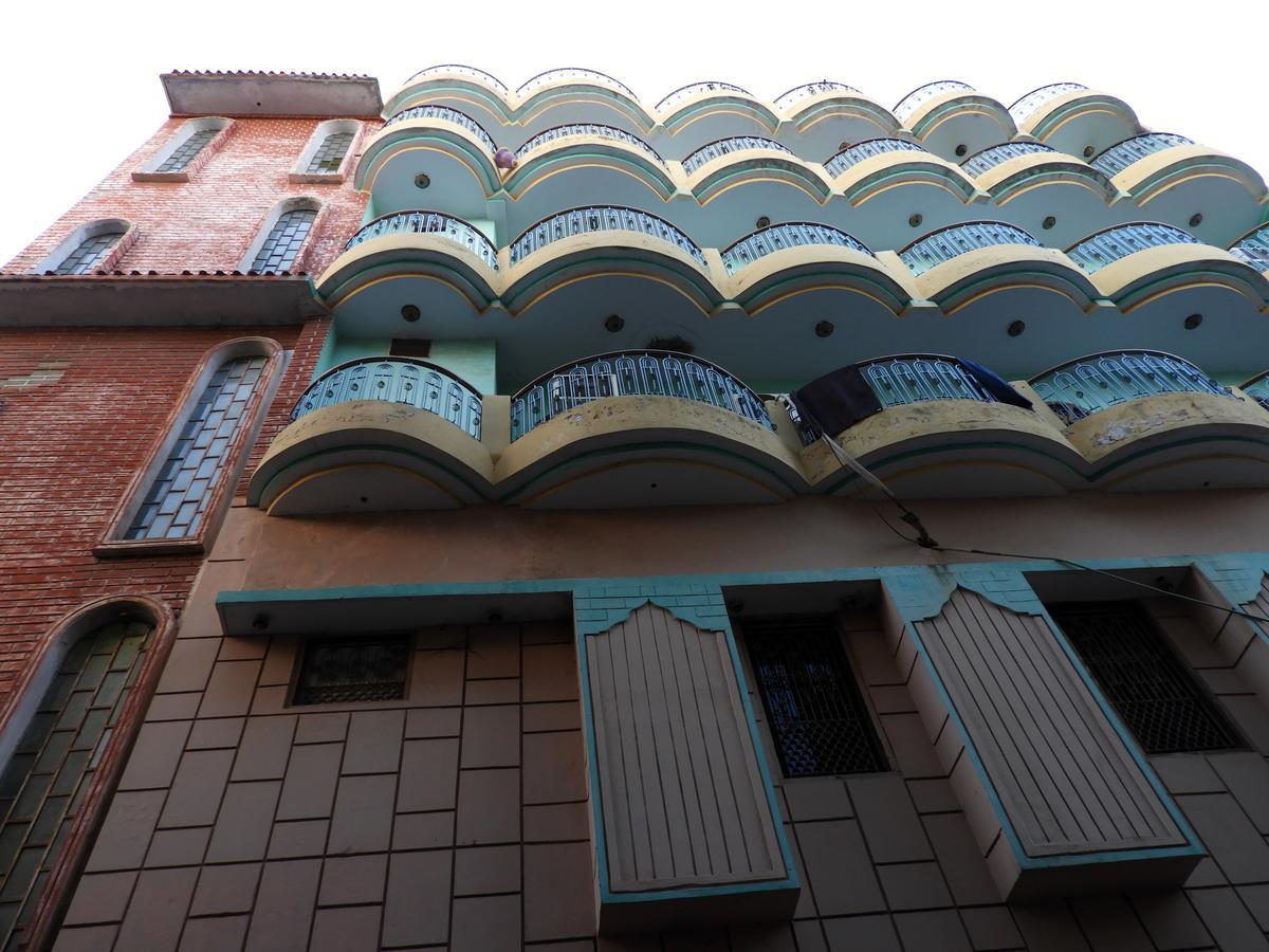 Sandhya Guest House Varanasi Near Ganga River Kültér fotó